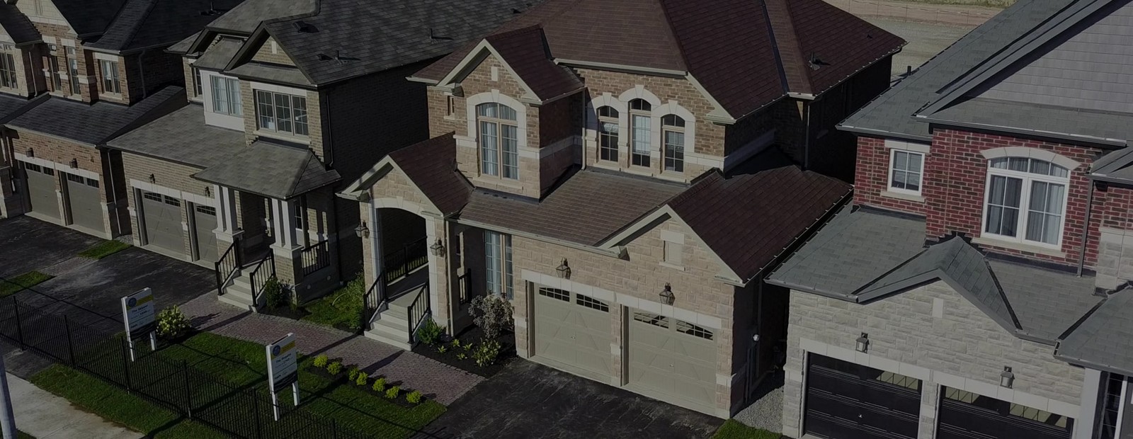 New homes at Belle Aire Shores development by Fernbrook Homes in Innisfil, Ontario