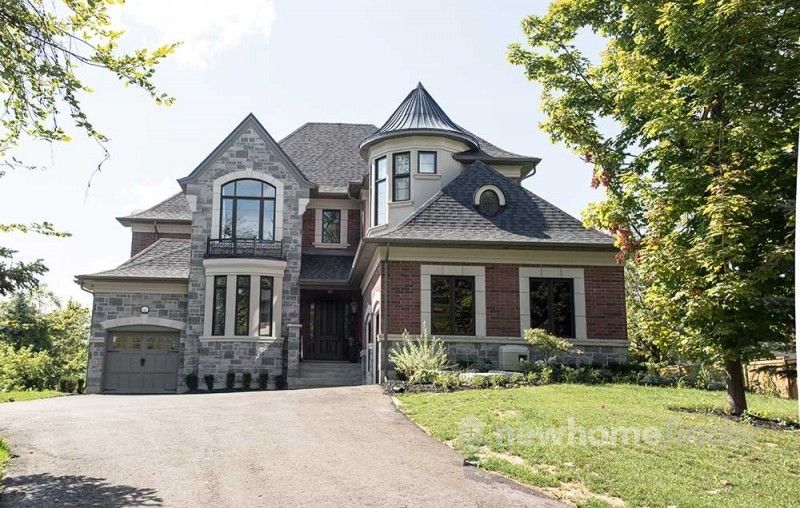King's Manor Estates