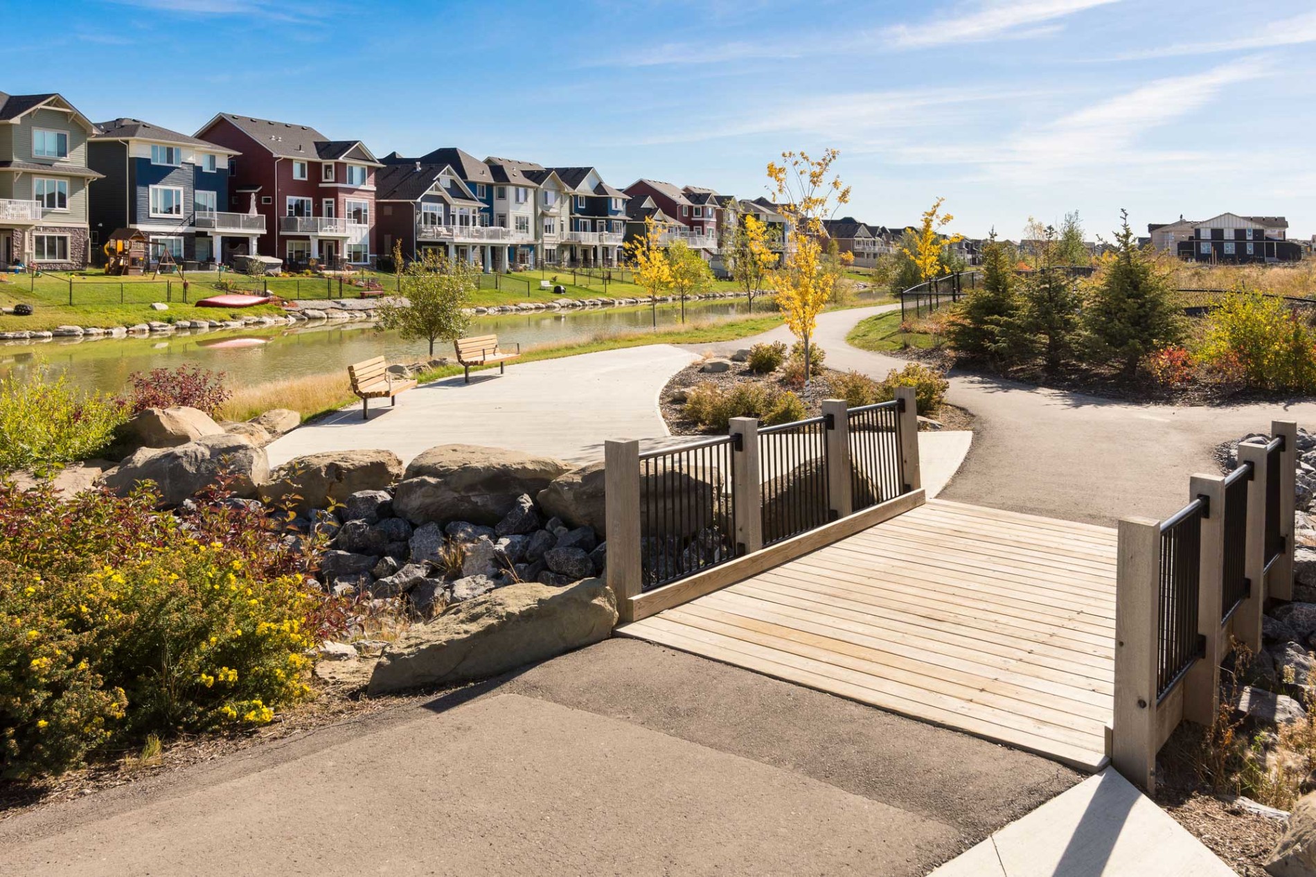 Bayview residential neighbourhood and green space in Airdrie