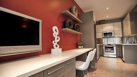 Waterscape on the Grand model suite kitchen and living area