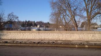 Neeve St over Speed River bridge