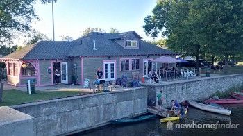 The Boat House where you can get ice cream and canoes