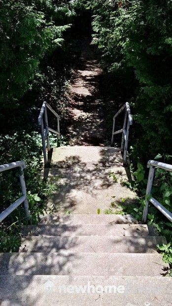 And headed down these stairs - this appears to be the trail head for this short walk