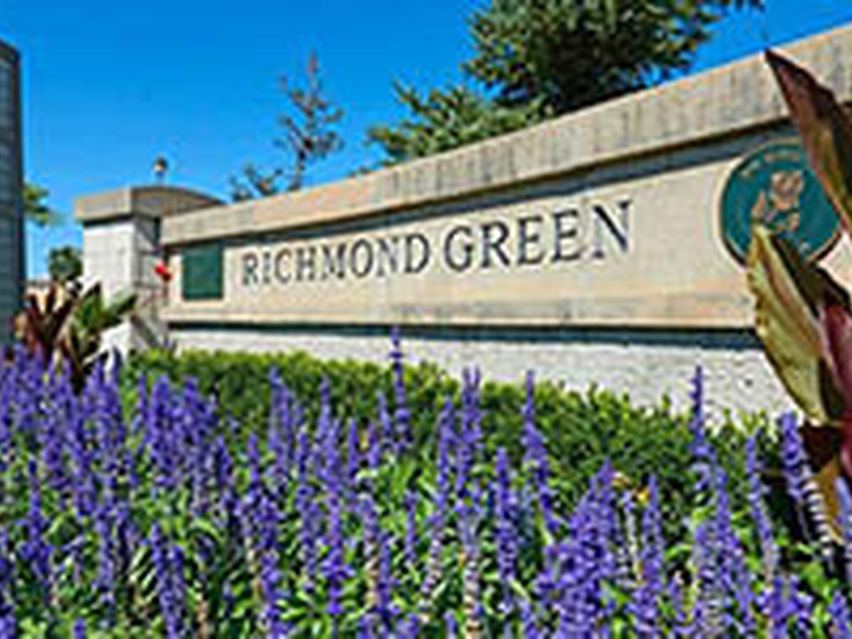 Richmond Hill community setting
