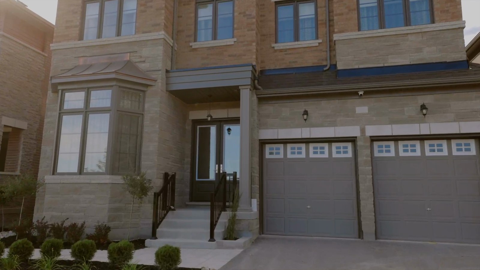 New homes at Midhurst Valley development by CountryWide Homes in Barrie, ON