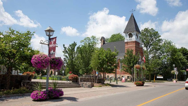 Unionville neighbourhood streetscape