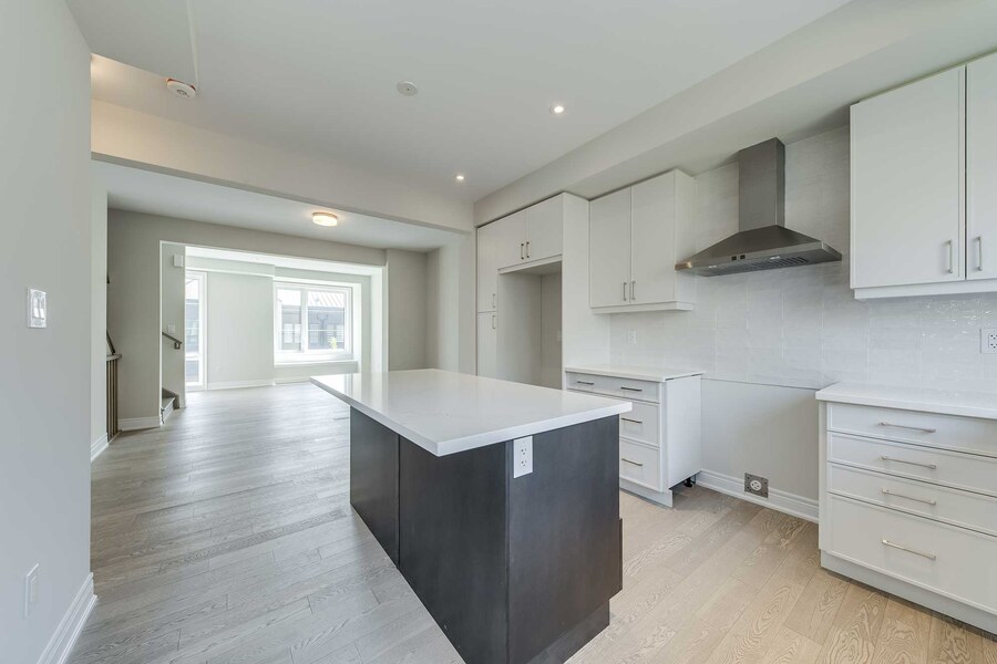Mayfair - Lot 42 floor plan at Millcroft Towns by Branthaven Homes in Burlington, Ontario